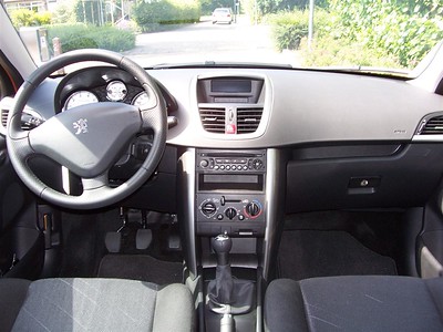 Peugeot 207 -3