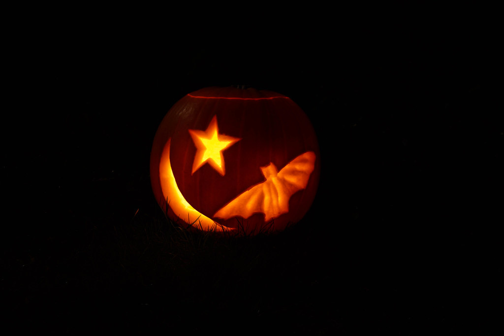 Halloween scene on pumpkin