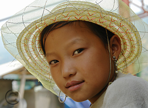 a 9-year old Hmong look