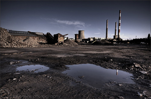 Urban Decay by snake.eyes