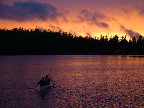 canoe sunset paulsenlake lake boundarywaters minnesota orange purple reflection geotagged geolat48100138 geolon90912552 jul05bwc