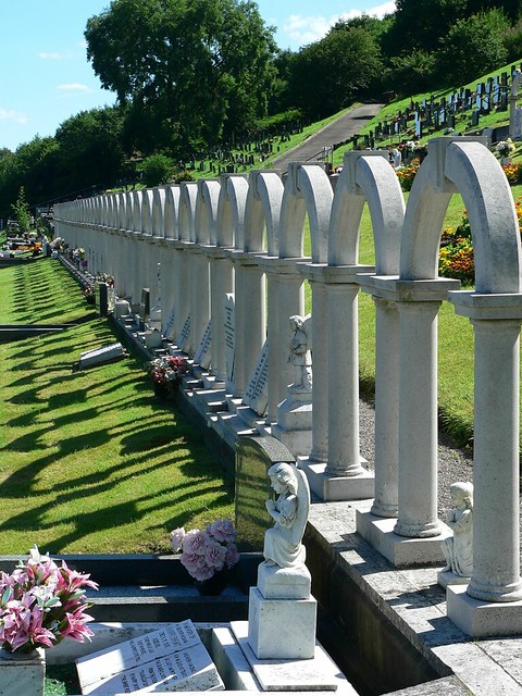 116 Children's Graves