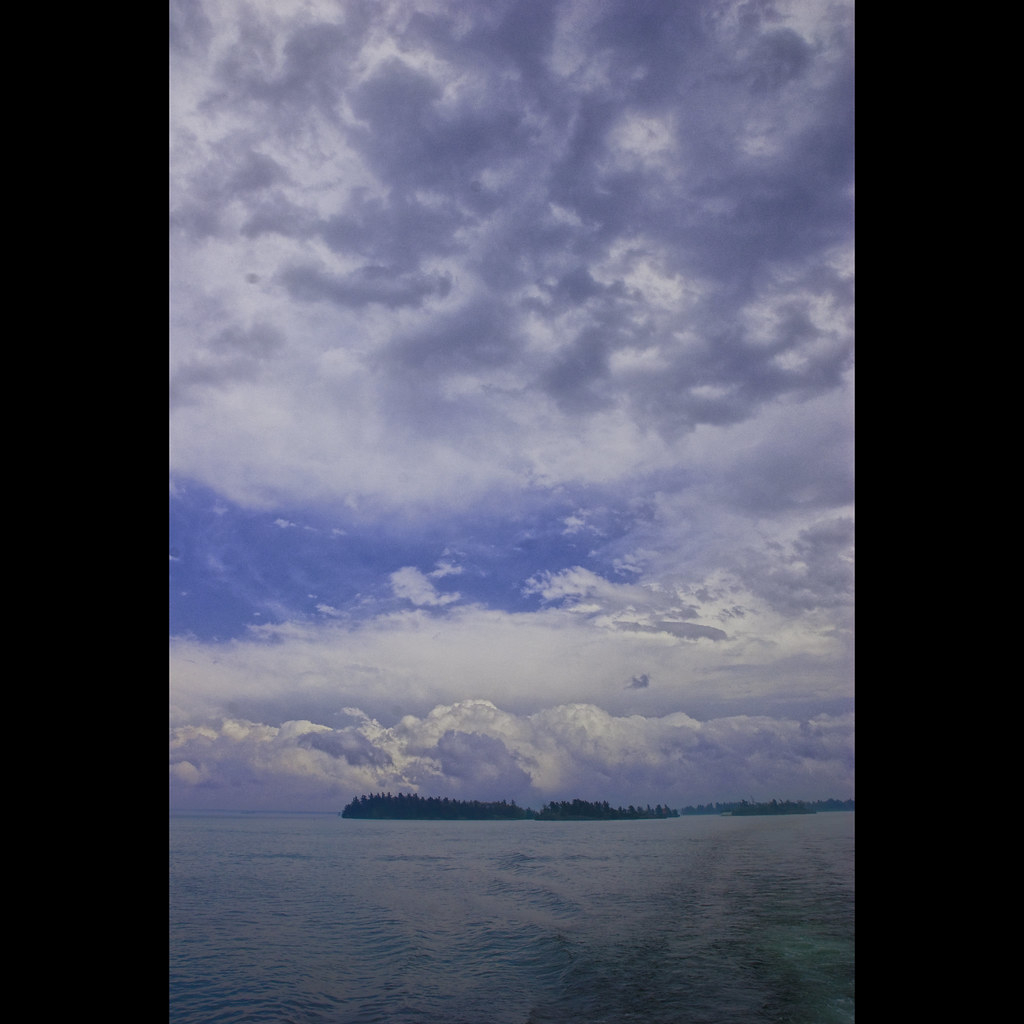 Big Skies on the St. Lawrence River (1000 Islands Cruise)