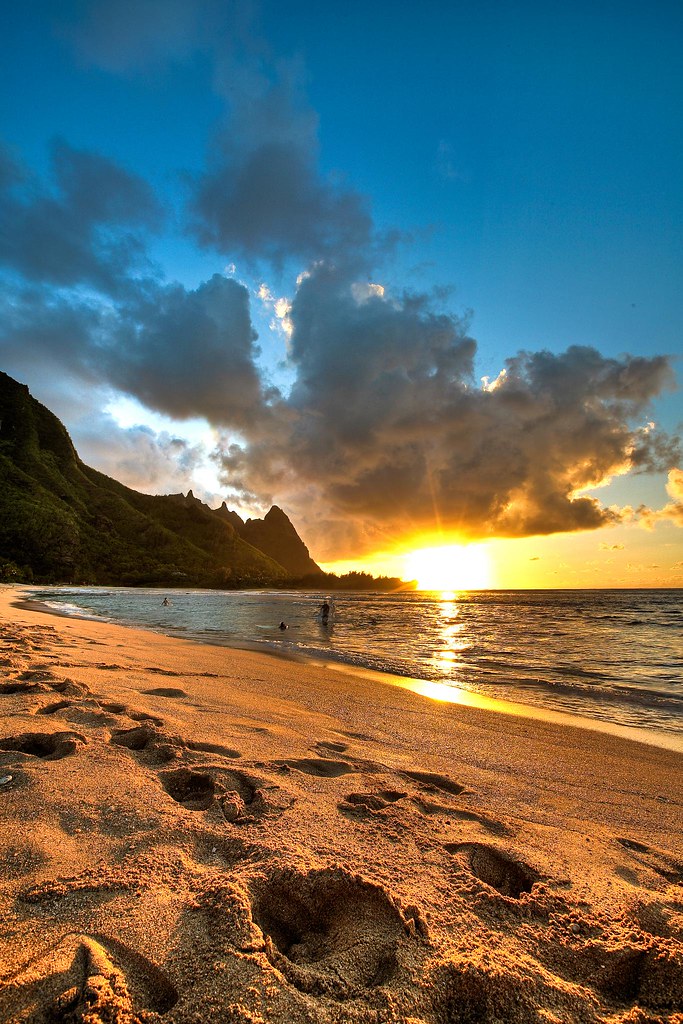 Tunnels Beach - Kauai, Hawaii