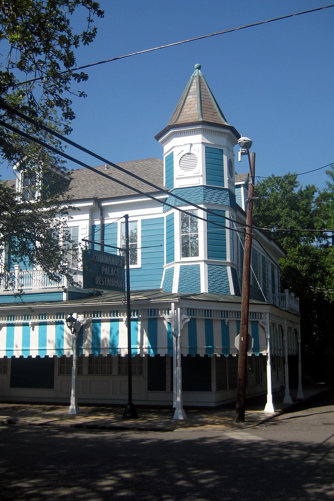 New Orleans - Garden District: Commander's Palace