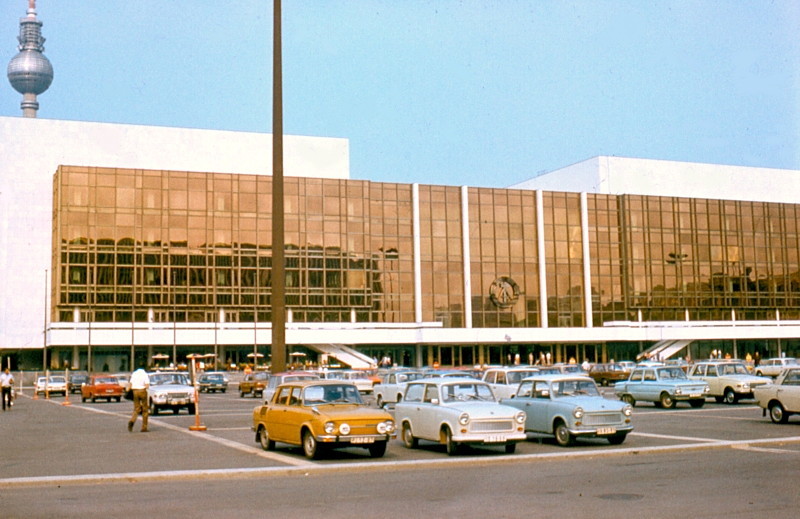 Palast der Republik, Summer 1977
