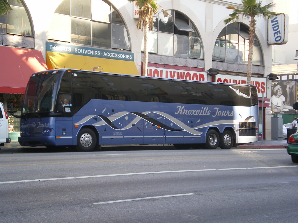 knoxville tours bus