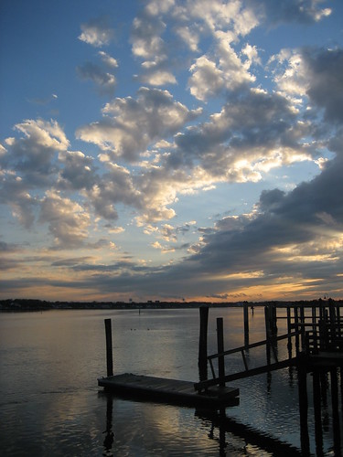 sunset sky sol clouds newjersey dock cloudy cielo monmouthcounty pilings jerseyshore nube puestadelsol manasquanriver naturessilhouettes withuibelong briellenewjersey