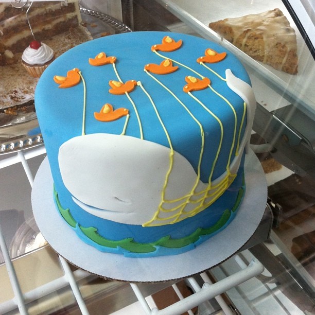 Fail Whale Cake.