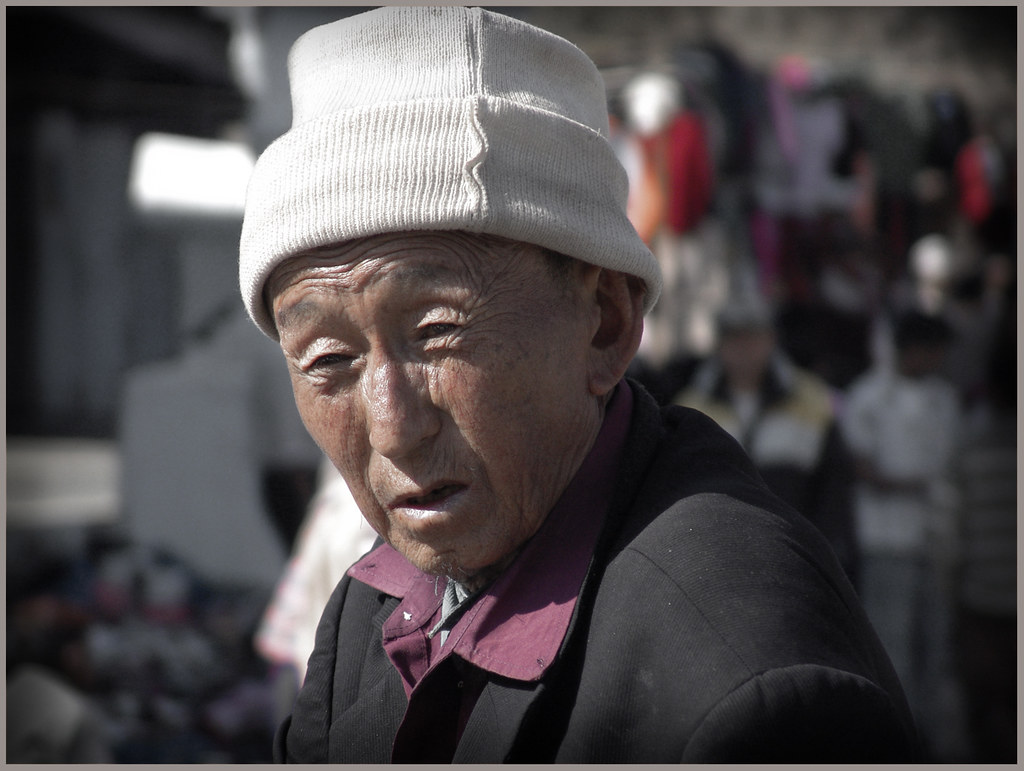 Old man from Kaluk market