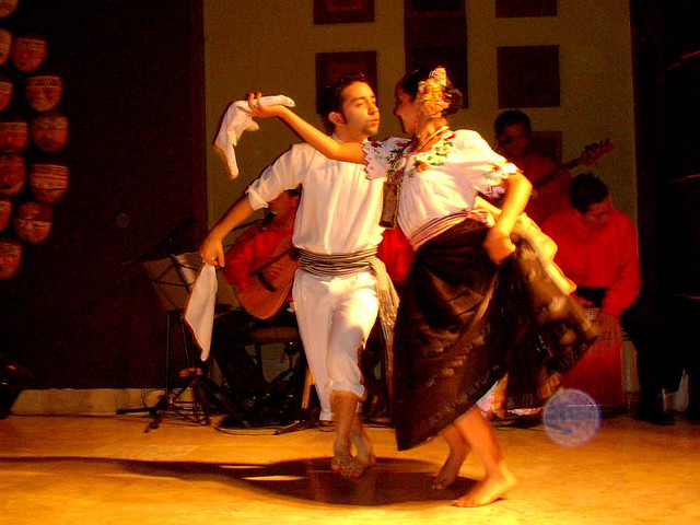 Bailes tipicos peruanos