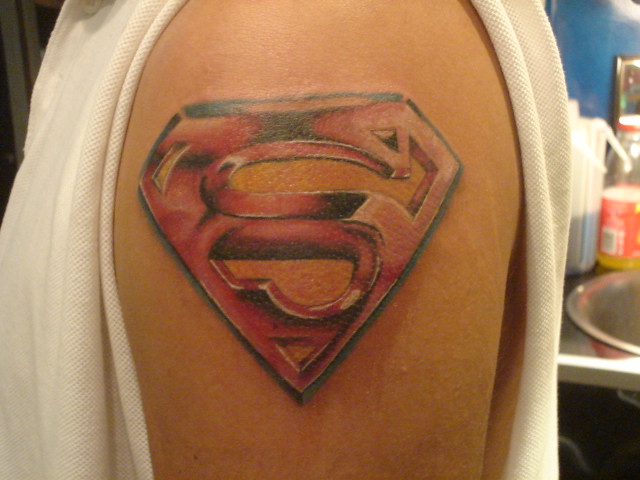 Superman Logo Tattoo | RAVEN_TATTOO | Flickr