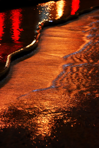 reflection water fountain reflections nightshot ripple bayarea weaving happenstance meandering colourartaward jamesbondwouldnotlikethisphoto pavementreflections