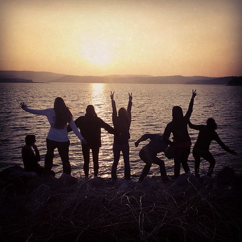 A Beaver Dam Sunset with #ASBbigcats Great start to our #UNTasb14 trip. by souvenirsofcanada, square squareformat sutro iphoneography instagramapp uploaded:by=instagram foursquare:venue=4e6d33b3