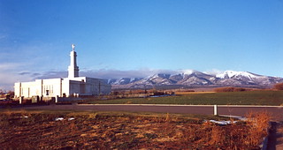 2000.11.04.11 Southern Utah LDS Temple