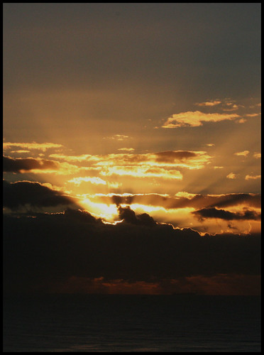 water clouds sunrise dawn indianocean durban southafricacoffeebayeasterncapewildcoast