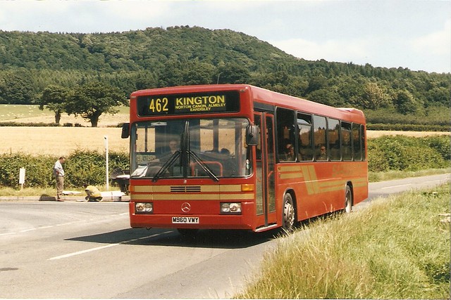 M960VWY approaching Norton Canon in July 1998