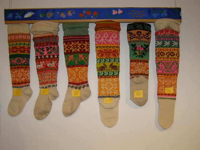 Muhu sukad-sokid / Folk socks and stockings, island Muhu
