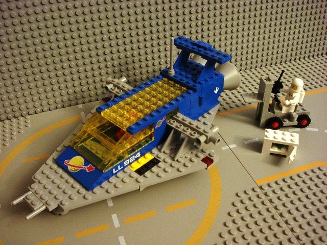 Lego Classic Space Space Cruiser 487 924