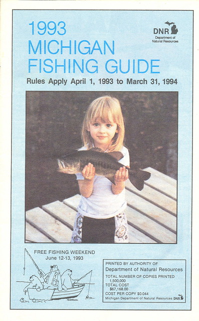 1993 Michigan Vintage Fishing License Law Digest Guide