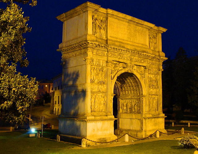 Benevento: Arco di Traiano