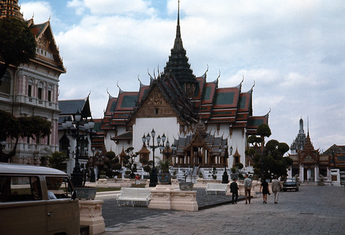 197003 065 Royal Palace | by williewonker