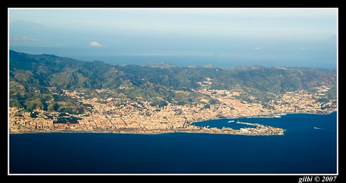 Messina by Gilberto Gaudio, Map it: <a href="http://www.robogeo.com/Flickr2Map/" rel="nofollow">Google Earth</a> | <a href="http