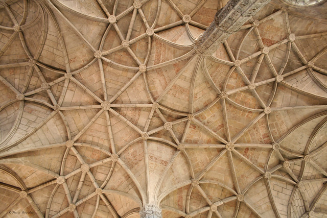 Detalhes da Abóbada do Mosteiro dos Jerónimos, em Lisboa, Portugal 645