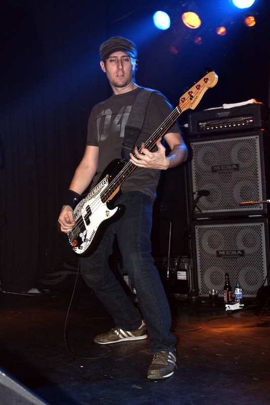 Concierto de Helmet + Totimoshi, la [2]