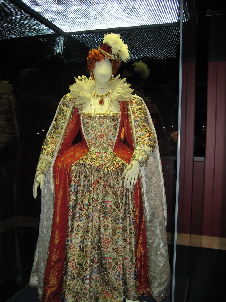Shakespeare Clothes for Women | Allan & Melissa | Flickr