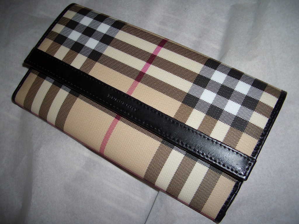 burberry women's wallet