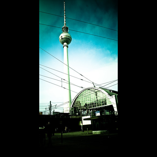 Verticals: Berlin Alexanderplatz by manganite