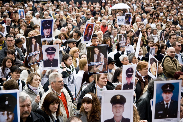 White March for Ingrid Betancourt (04) - 06Apr08, Paris (France)