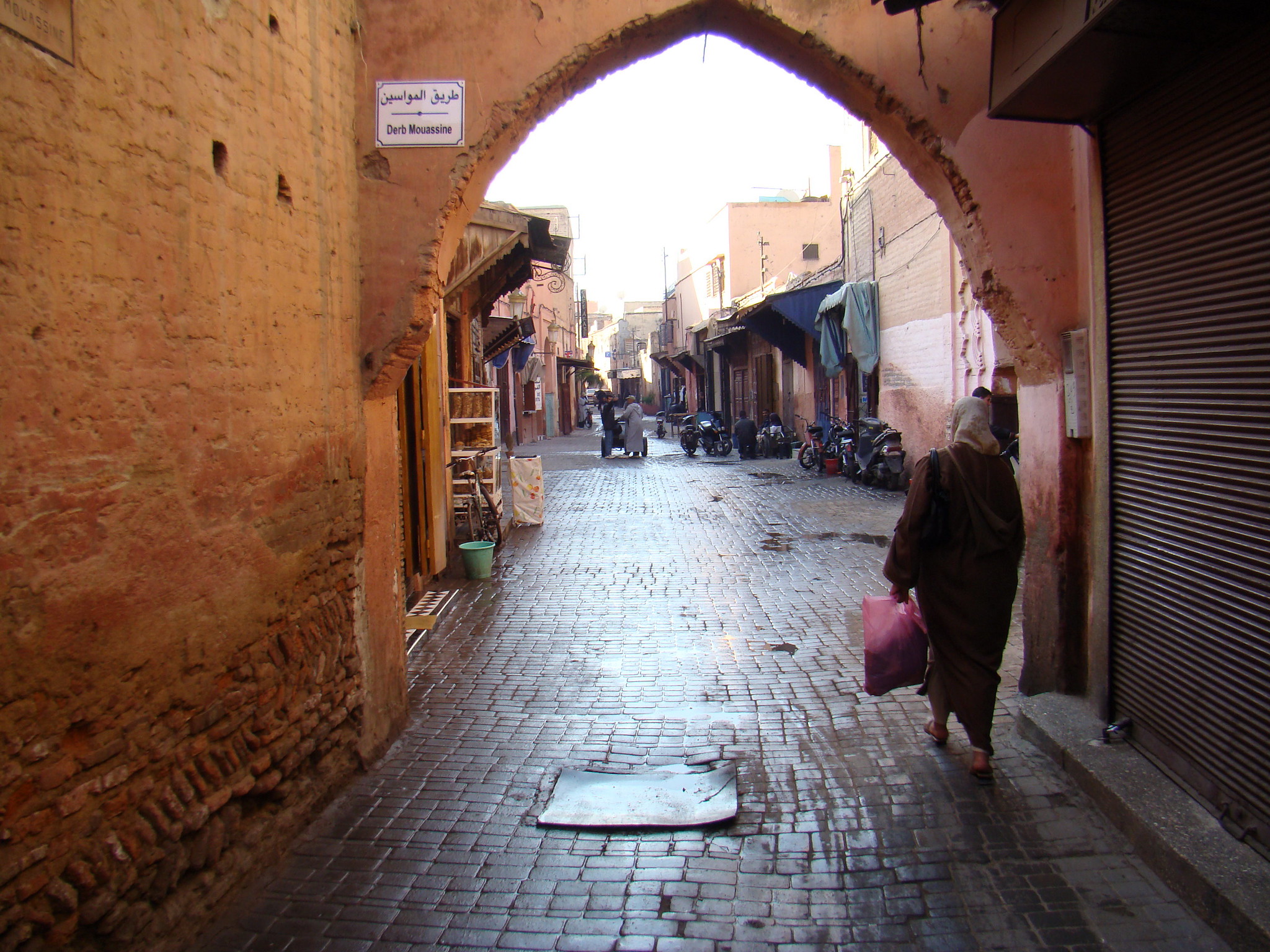 arco en la Medina de Marrakech Marruecos