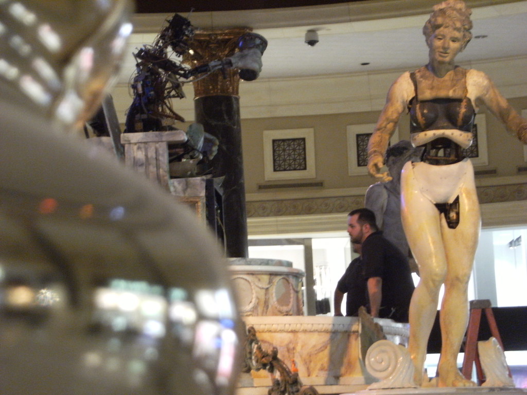 Caesars Palace Naked Animatronics | The show is closed, but … | Flickr