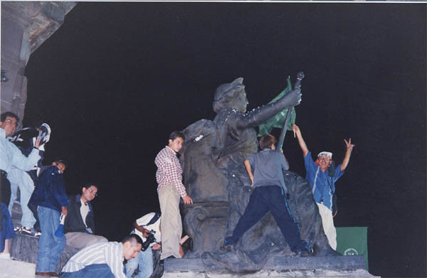 election celebration, mexico city 2000