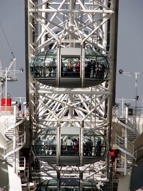 London Eye Construction
