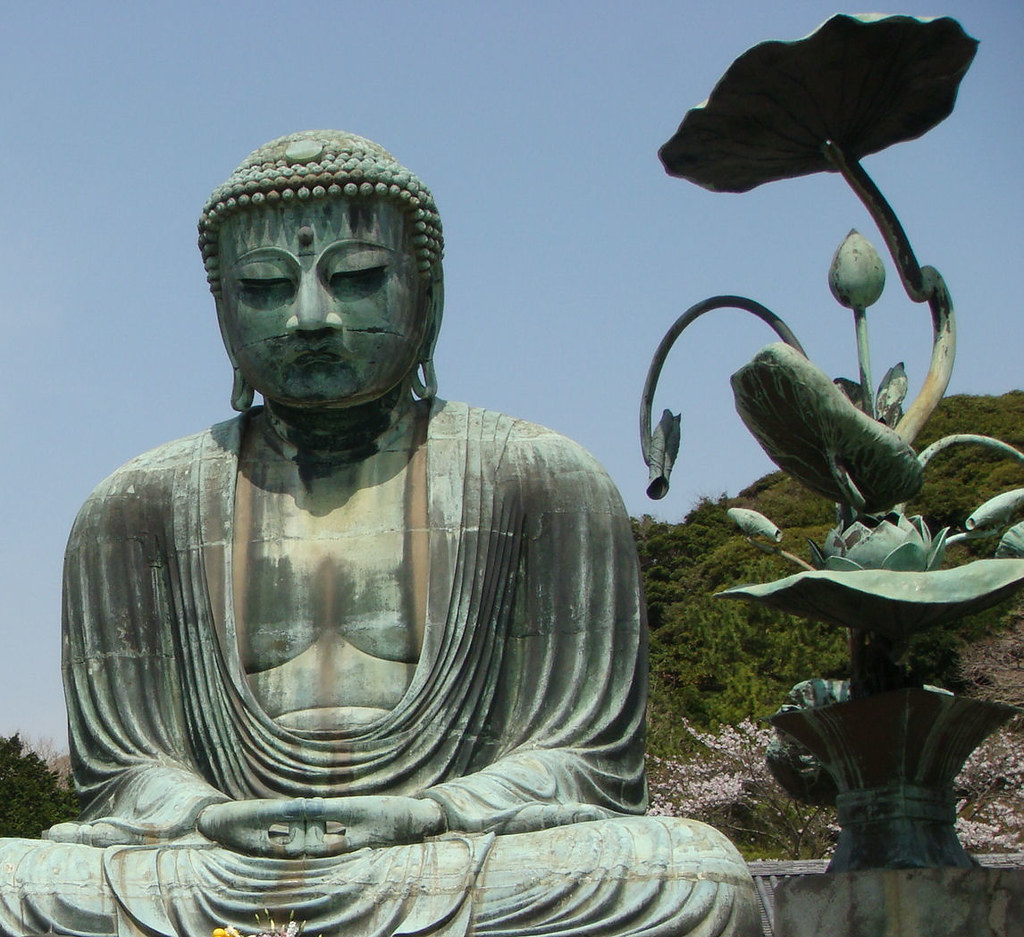 Meditação - Buda Gigante - 25 metros de altura