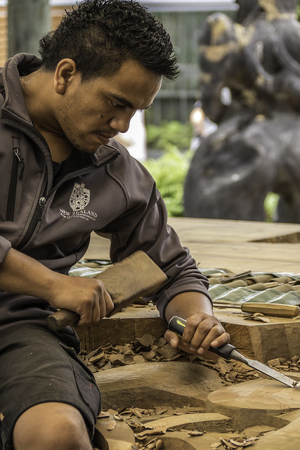 2/52: Maori wood carving