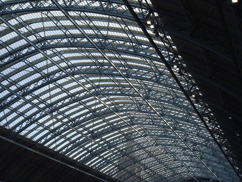 Roof of the newly opened St Pancras Station. The lower le… | Flickr