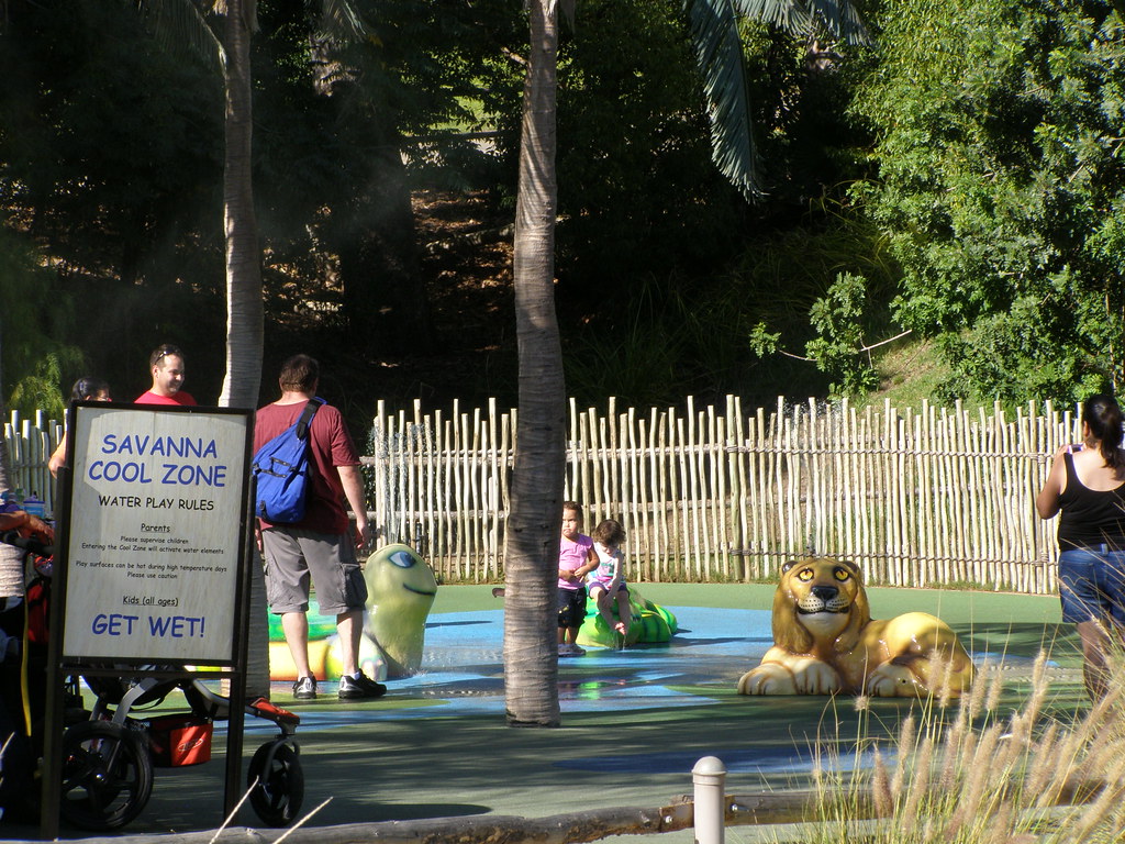 San Diego Zoo Safari Park - Savanna Cool Zone | San Diego Zoo for Kids