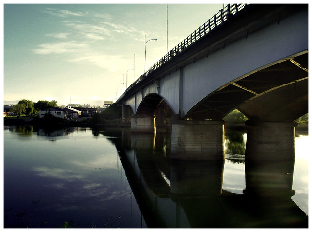 puente Calle-Calle.. 7:19 am