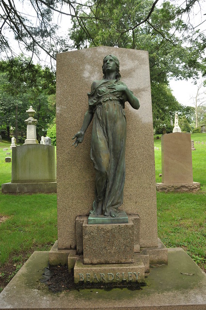 Waterbury CT Riverside Cemetery