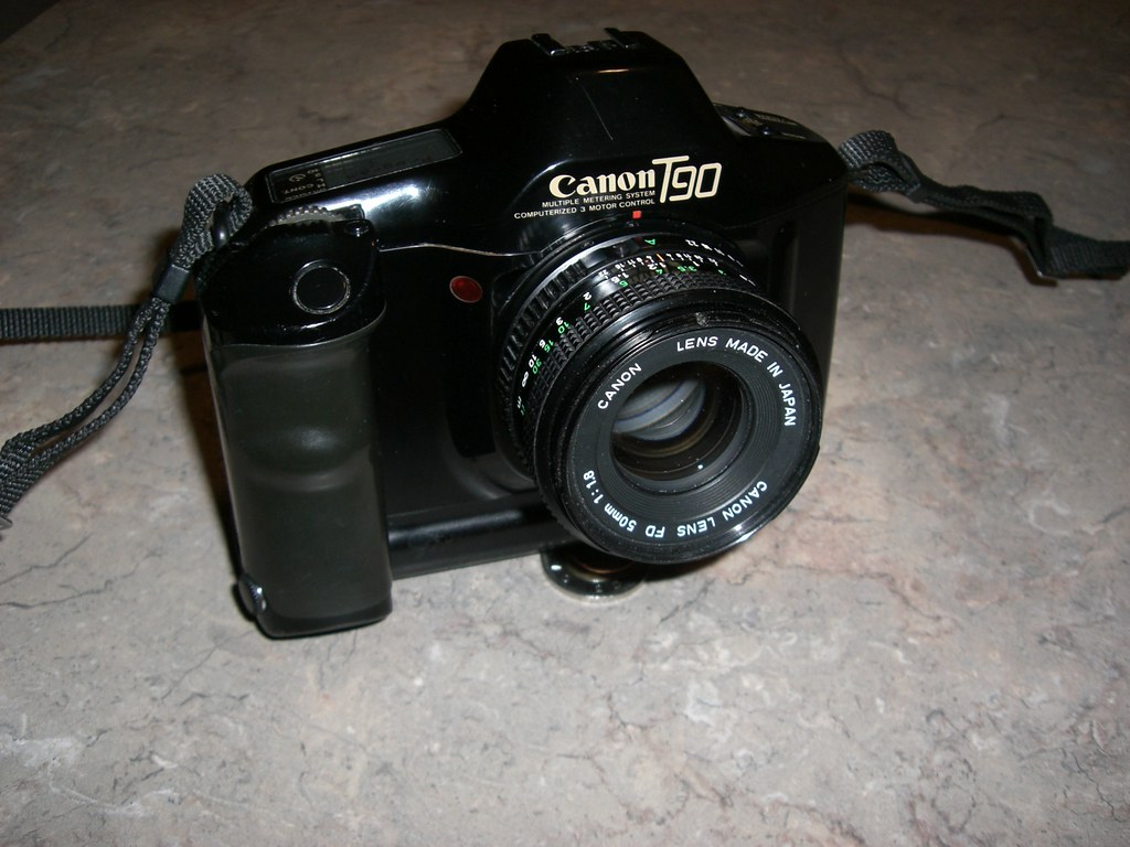 Canon T-90