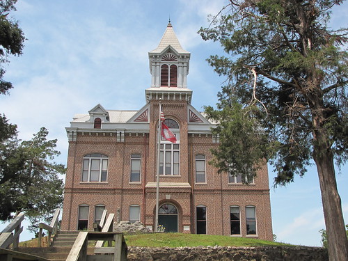 statepark park wood old travel blue trees windows sky usa green nature grass clouds canon landscapes daylight scenery view state south peaceful powershot historic daytime courthouse arkansas tranquil powhatan cedartrees sx10is waltphotos powhatanstatepark powhatancourthouse