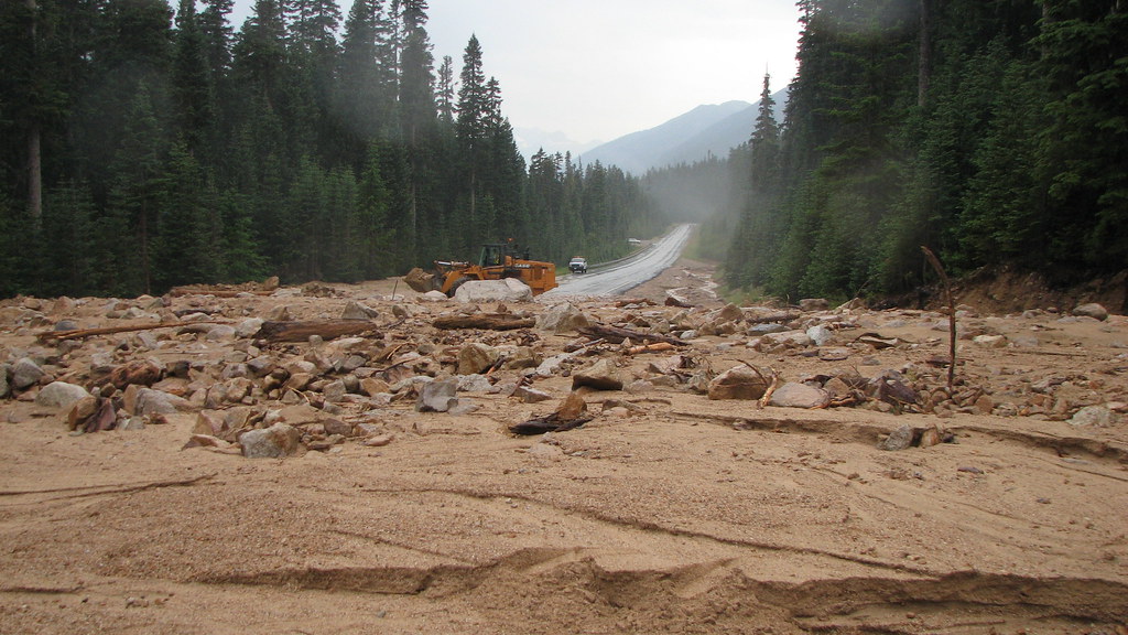 SR 20 mudslide - July 29, 2009