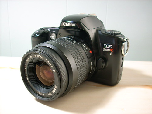 SLR Canon EOS Rebel XS | by Rodneynette