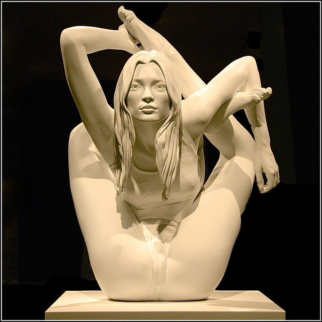 Kate Moss sculpture by Marc Quinn 2006
