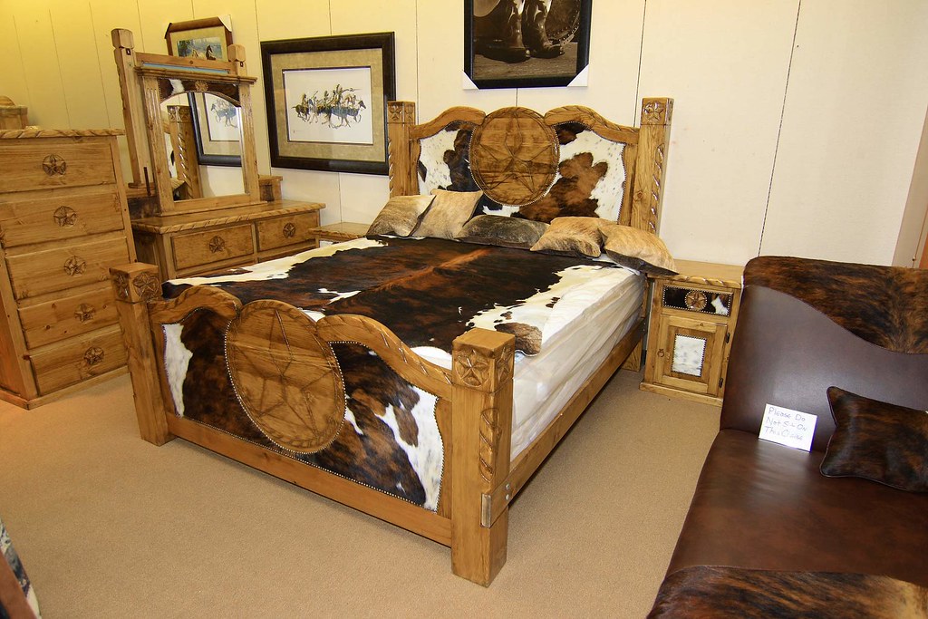 Wild Bill S Custom Cowhide Bedroom Set Texas Pride Style Flickr