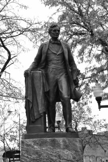 Lincoln Statue at Lincoln Square, Chicago